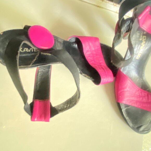 Trip the light fantastic in these gorgeous Xavier Danoud sandals! - Picture 3 of 9